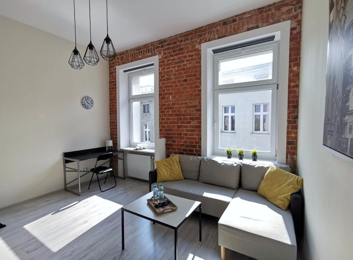 Klimatyczny Apartament W Magicznym Miejscu Lodz  Luaran gambar